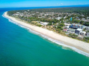  On The Beach Resort Bribie Island  Вурим